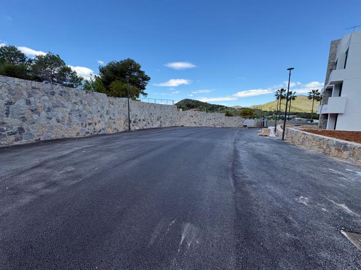 Image No.24-2 Bed Apartment for sale