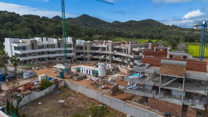 Image No.26-2 Bed Apartment for sale