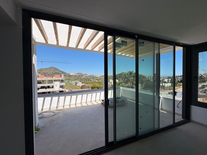 Image No.21-2 Bed Apartment for sale