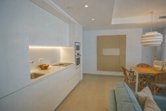 Image No.8-3 Bed Apartment for sale