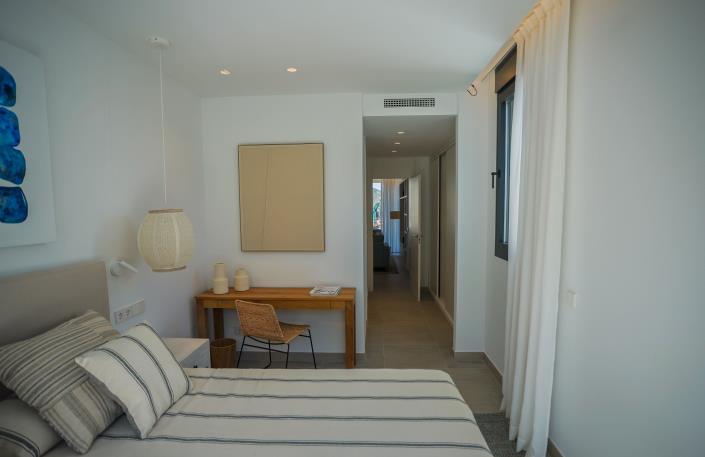 Image No.19-3 Bed Apartment for sale