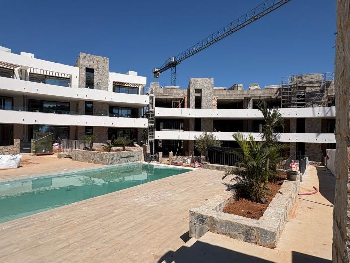 Image No.27-3 Bed Apartment for sale