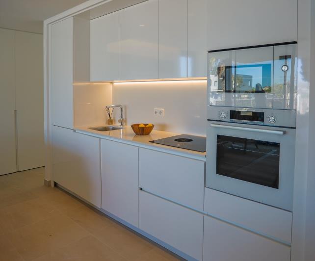 Image No.12-3 Bed Apartment for sale