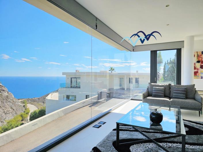 Image No.5-5 Bed Villa / Detached for sale