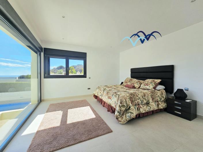 Image No.21-5 Bed Villa / Detached for sale