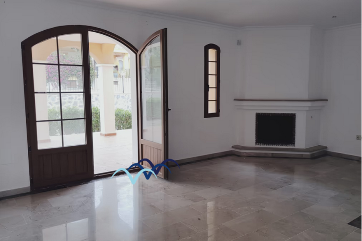 Image No.7-2 Bed Semi-Detached for sale