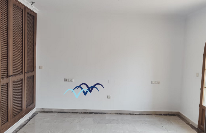 Image No.27-2 Bed Semi-Detached for sale