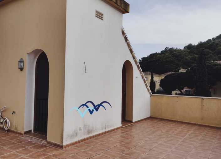 Image No.34-2 Bed Semi-Detached for sale