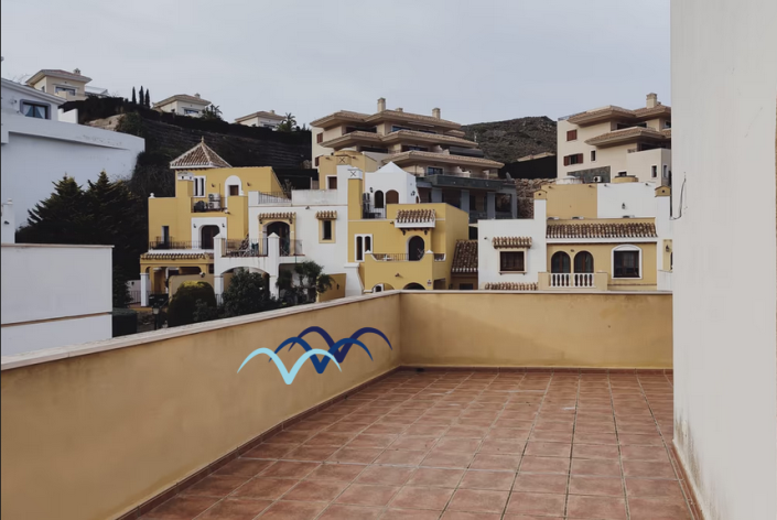 Image No.35-2 Bed Semi-Detached for sale