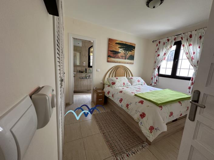 Image No.22-4 Bed Villa / Detached for sale