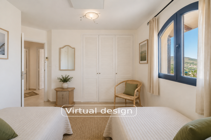 Image No.41-4 Bed Villa / Detached for sale