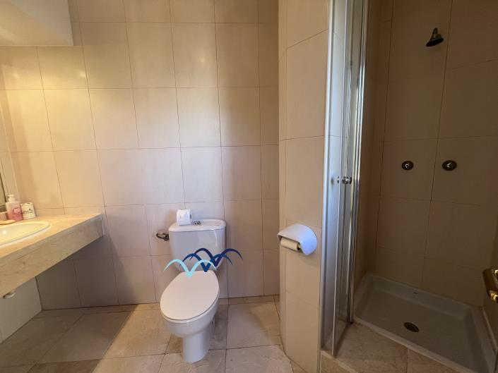 Image No.31-4 Bed Semi-Detached for sale