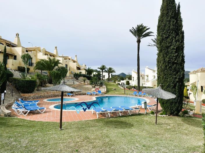 Image No.34-4 Bed Semi-Detached for sale