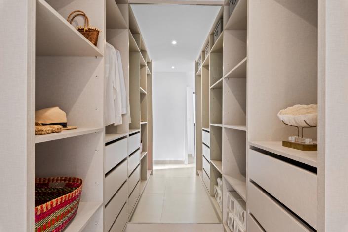 Image No.23-3 Bed Villa / Detached for sale