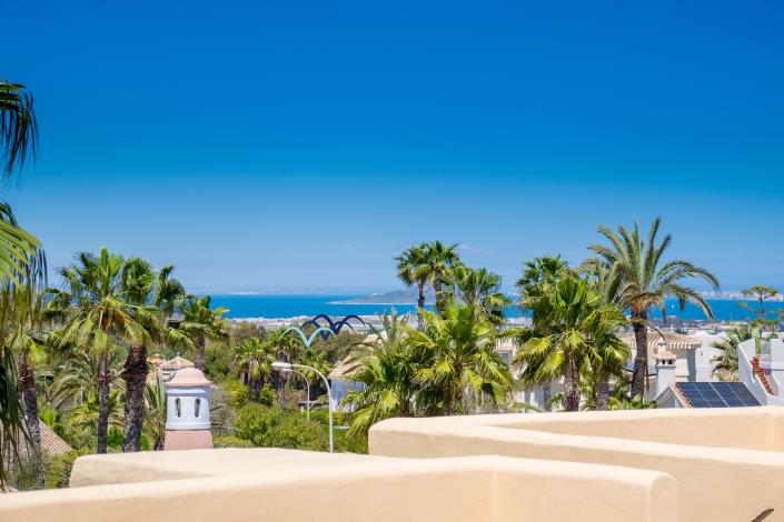 Image No.25-3 Bed Villa / Detached for sale