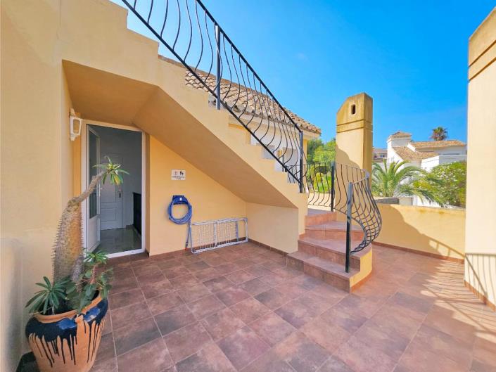 Image No.33-5 Bed Villa / Detached for sale