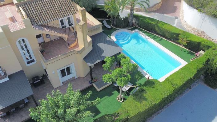 Image No.35-5 Bed Villa / Detached for sale