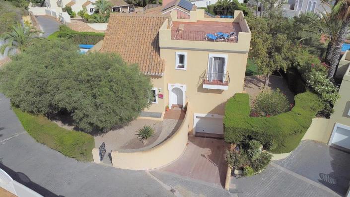 Image No.53-5 Bed Villa / Detached for sale