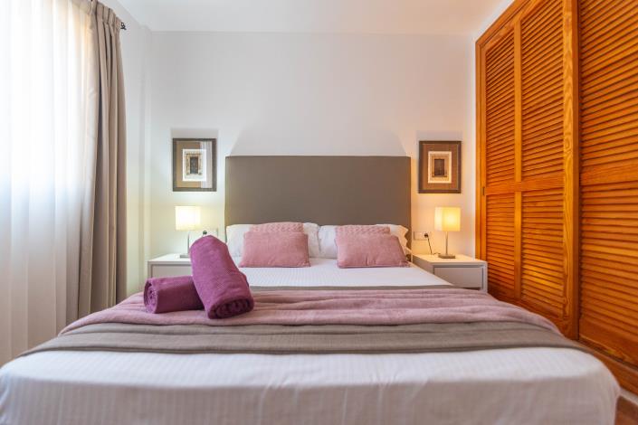 Image No.10-3 Bed Semi-Detached for sale