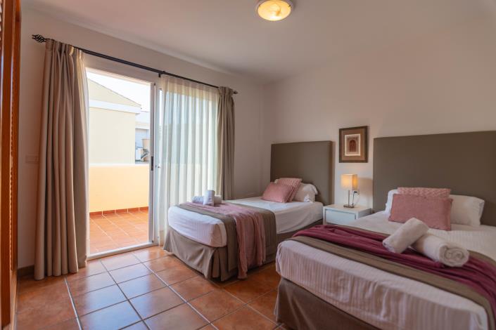 Image No.14-3 Bed Semi-Detached for sale