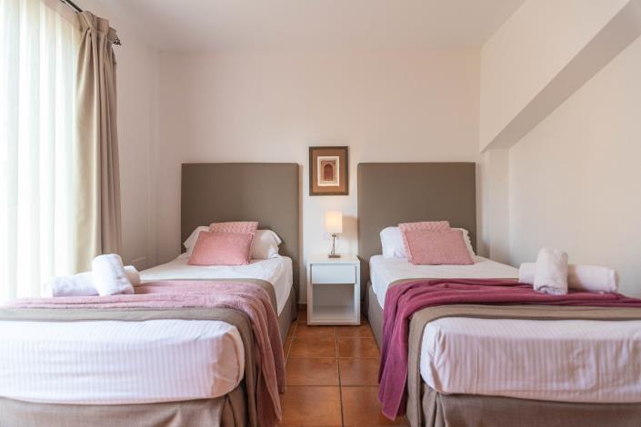 Image No.15-3 Bed Semi-Detached for sale