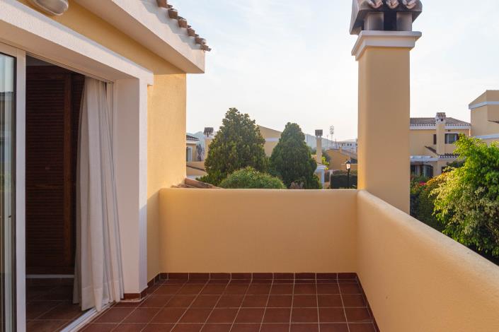 Image No.18-3 Bed Semi-Detached for sale