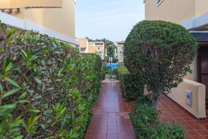 Image No.31-3 Bed Semi-Detached for sale