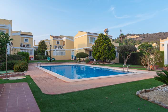 Image No.1-3 Bed Semi-Detached for sale