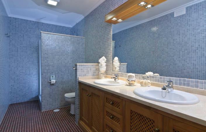 Image No.22-2 Bed Apartment for sale