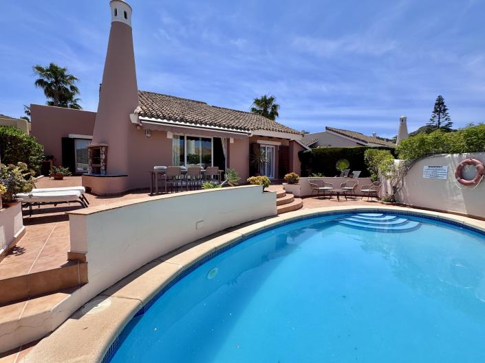 Image No.2-3 Bed Villa / Detached for sale