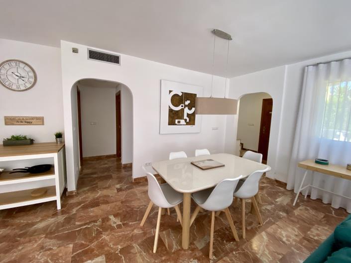 Image No.4-3 Bed Semi-Detached for sale