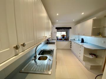LP1---kitchen