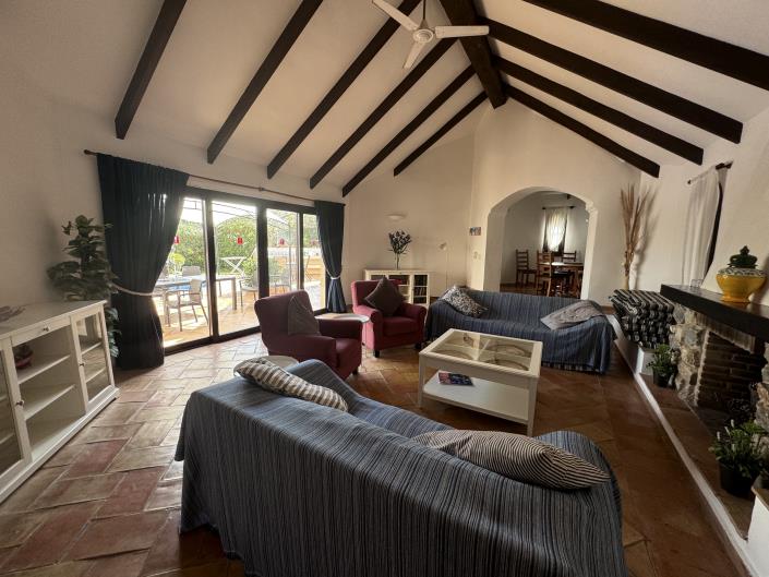 Image No.6-7 Bed Villa / Detached for sale