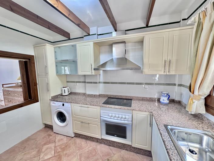 Image No.25-7 Bed Villa / Detached for sale