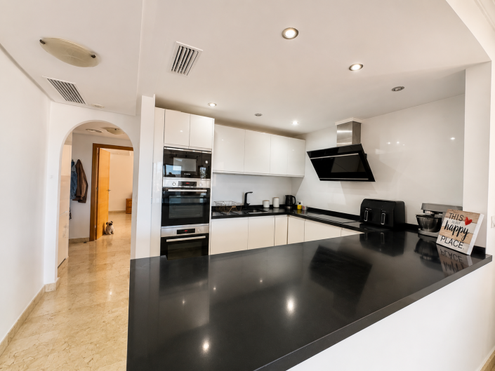 Image No.7-3 Bed Apartment for sale