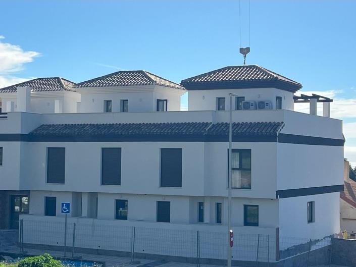 Image No.20-2 Bed Duplex for sale