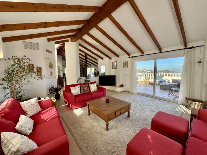 Image No.4-4 Bed Villa / Detached for sale