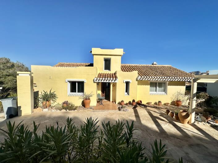 Image No.19-4 Bed Villa / Detached for sale