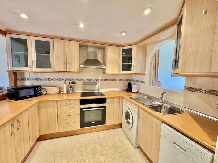 Image No.8-2 Bed Apartment for sale