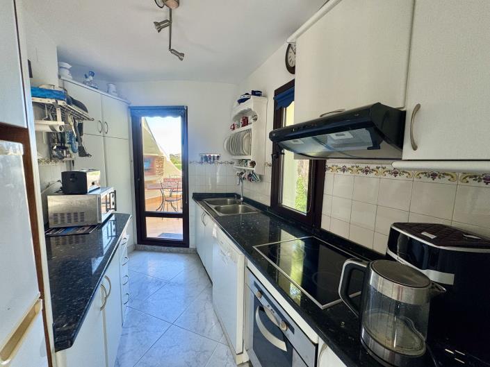 Image No.12-3 Bed Villa / Detached for sale