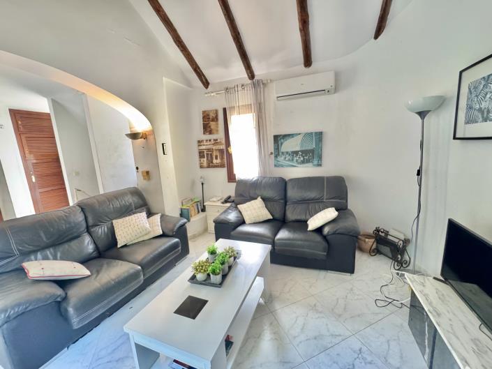 Image No.11-3 Bed Villa / Detached for sale