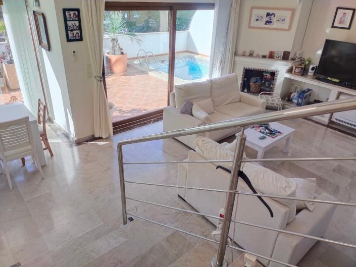 Image No.10-4 Bed Villa / Detached for sale