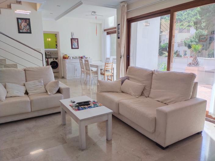 Image No.7-4 Bed Villa / Detached for sale