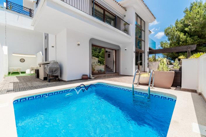 Image No.6-4 Bed Villa / Detached for sale