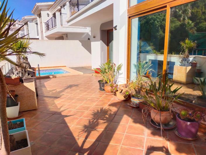 Image No.31-4 Bed Villa / Detached for sale