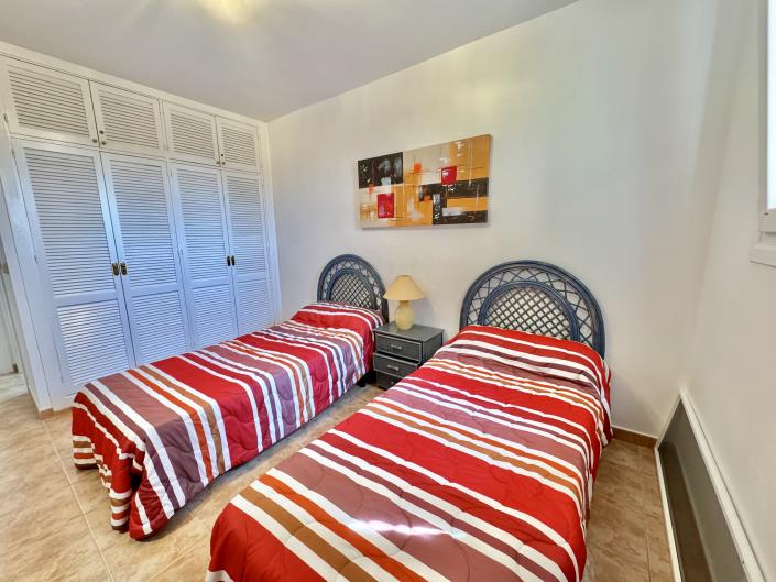 Image No.10-2 Bed Apartment for sale