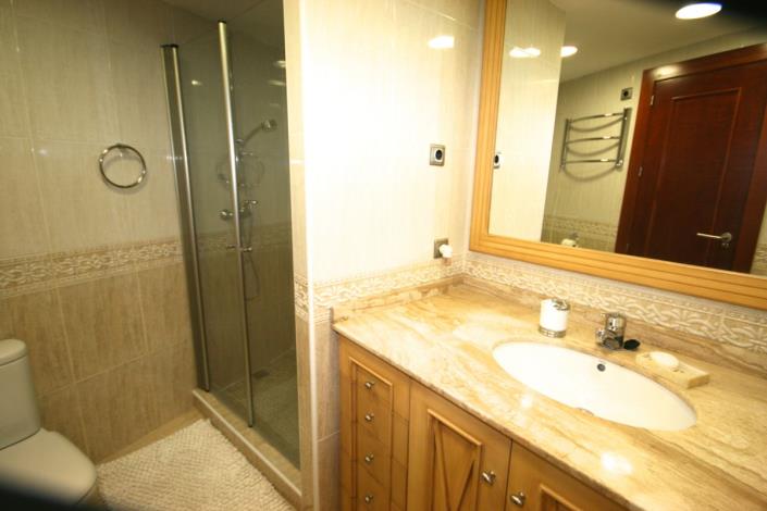 Image No.12-3 Bed Apartment for sale