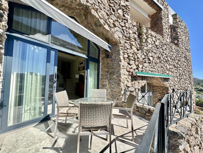 Image No.29-3 Bed Apartment for sale