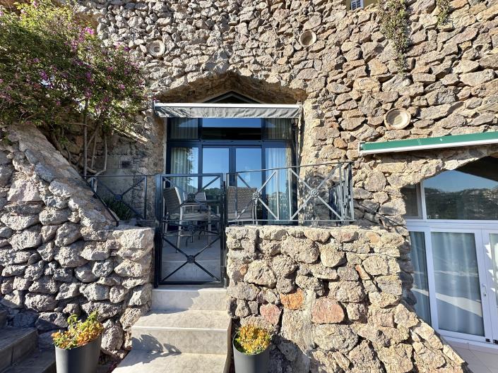 Image No.34-3 Bed Apartment for sale