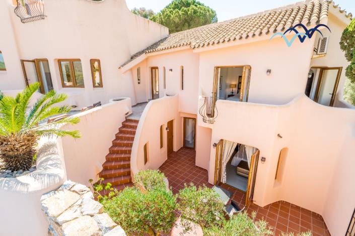 Image No.23-4 Bed Villa / Detached for sale